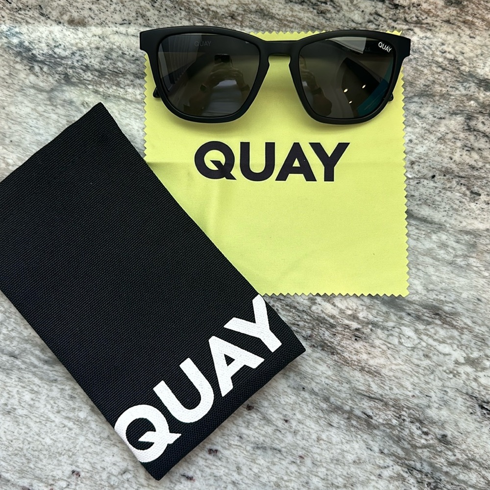 Quay Hardwire Sunglesses
